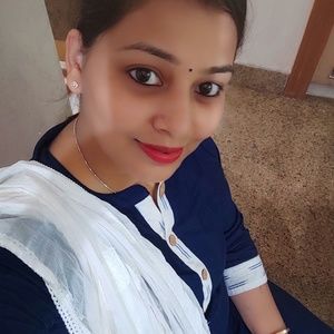 Meet your Posher, Komal